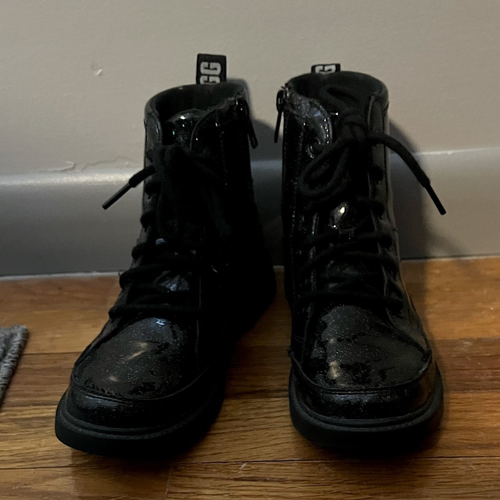 Girls Ugg Black shimmer combat boots only worn for a Halloween costume.